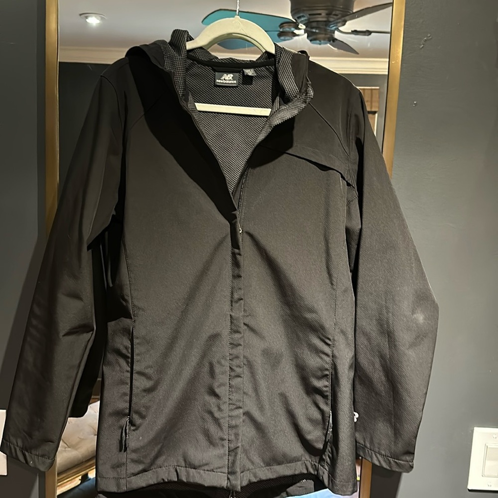 New Balance Black Nylon Rain Coat/Wind Breaker